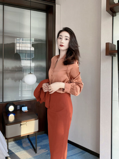 Rust Red V‑Neck Slim‑Fit Autumn Work Shirt for Women