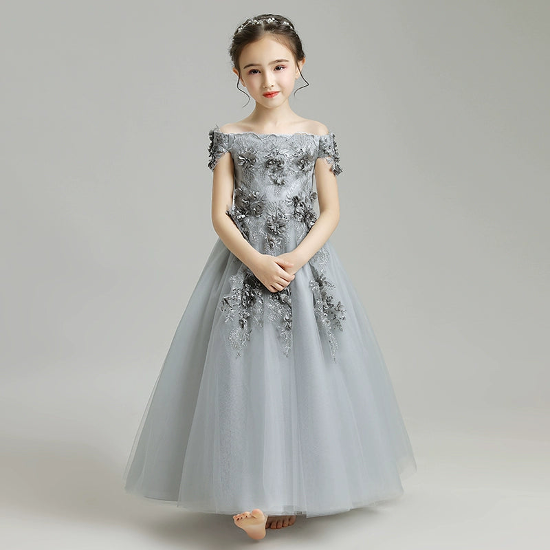 Elegant Princess Wedding Gown: Luxurious Long Evening Dress for Special Occasions