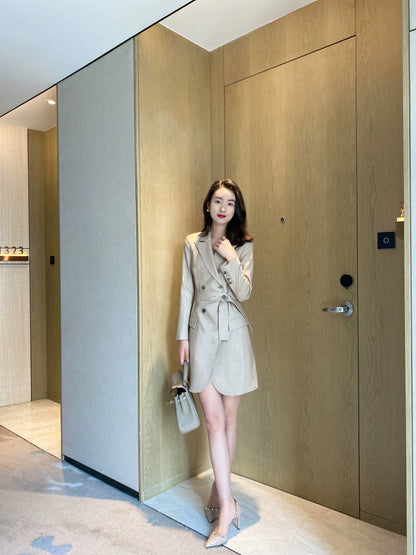 Light Brown Summer Suit with Fitted Skirt and Brace