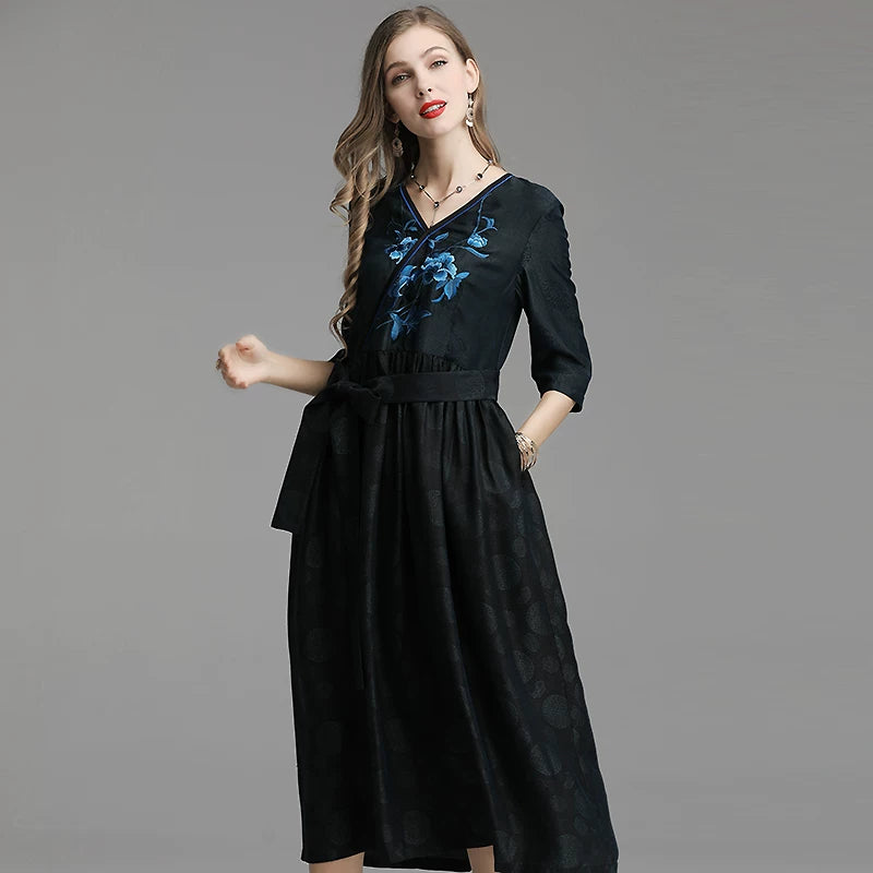 Silk Xiangyun Sa Embroidered Vintage Chinese Dress Black XL