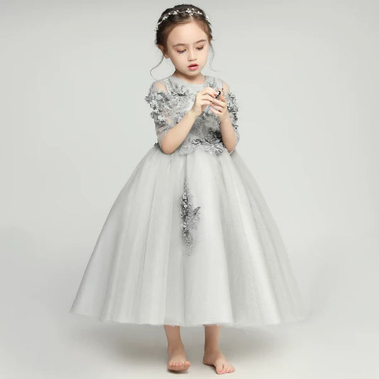 Elegant Long Sleeve Princess Wedding Dress for Piano Performance