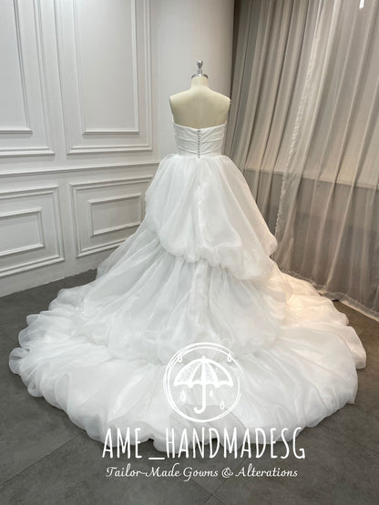 Cloud Reverie — Strapless Sculptural Tulle Ball Gown