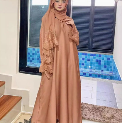 Women's Traditional Arabic Dress