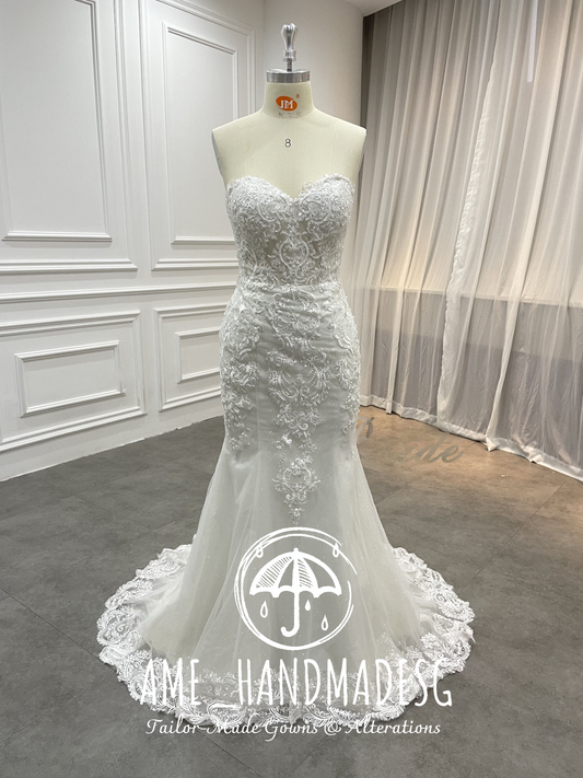 Romantic Lace Sweetheart Mermaid Gown
