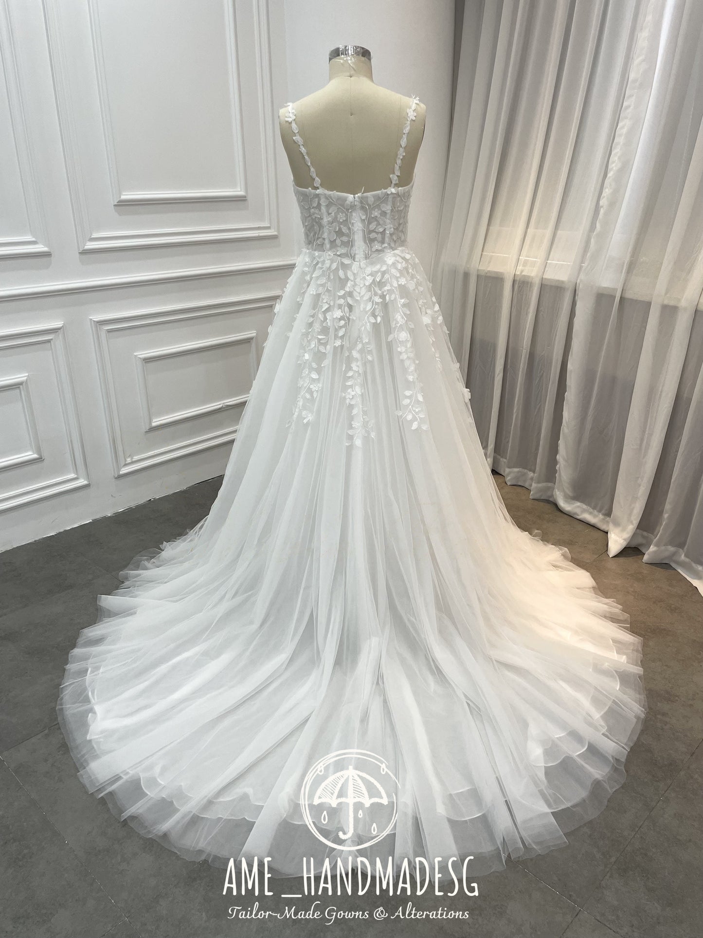 Enchanting Floral Lace A-Line Wedding Gown with Chapel Train