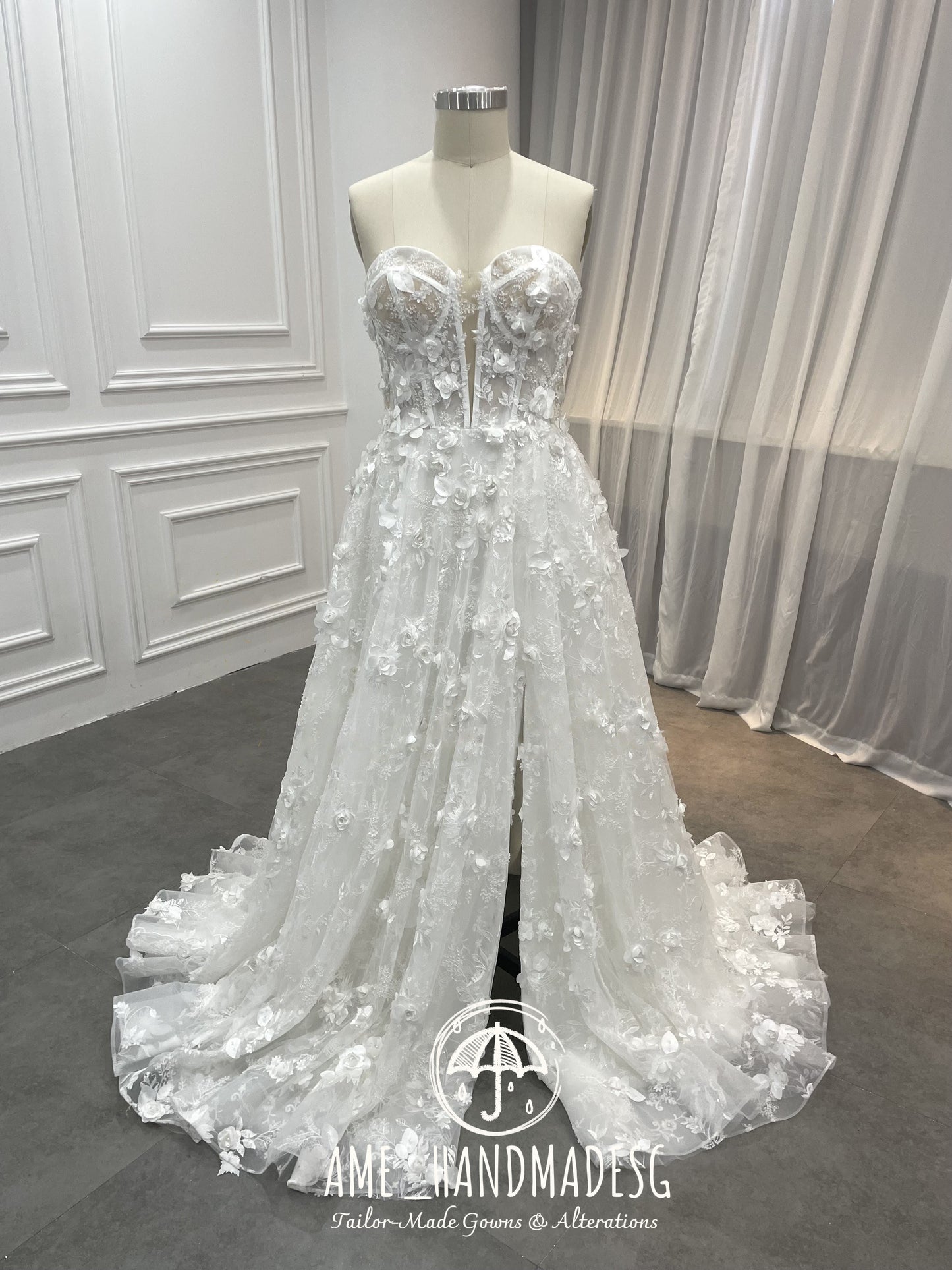 Romantic Off-Shoulder Floral Lace Wedding Gown with Corset Bodice & Flowing Train