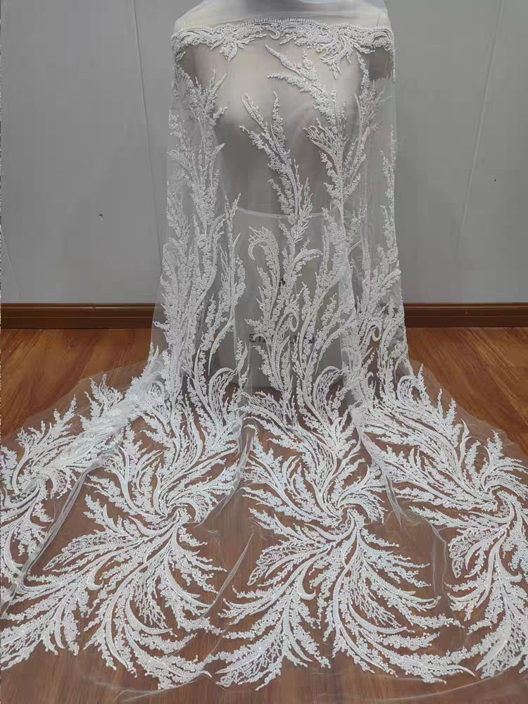 High-quality heavy-duty embroidery white beaded lace mesh fabric wedding dress women's dress DIY lace clothing accessories