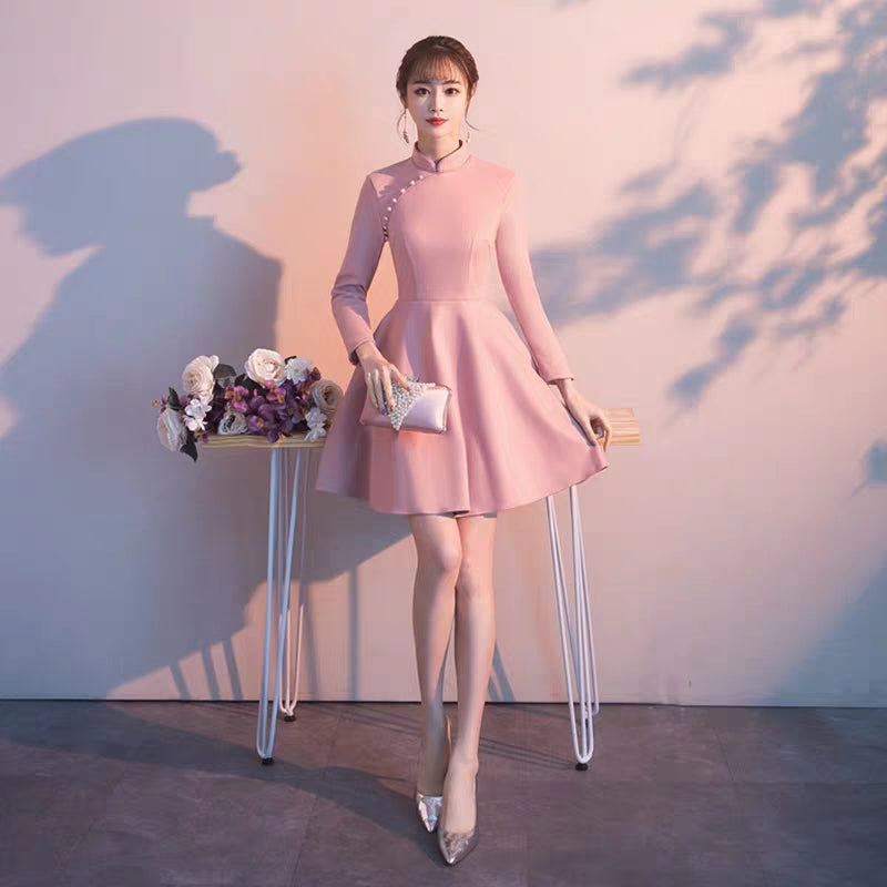 New style cheongsam dress 2019 autumn and winter young fashion girl long-sleeved modern style improved version of the dress short paragraph