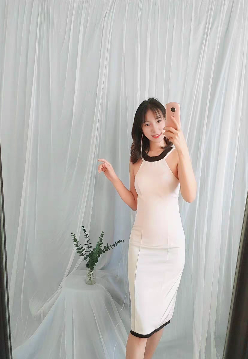 Small dress skirt girl banquet temperament 2020 new birthday party dress annual small evening dress can be worn usually