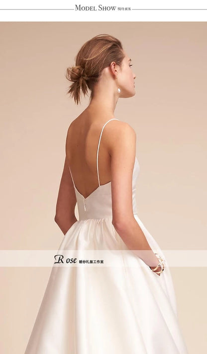 New V-shaped sling satin wedding dress simple trailing bride toast clothing art photo travel light wedding dress