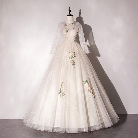 Wedding Dress small poncho skirt presides over a long performance of vocal music test students beautiful solo stage dress