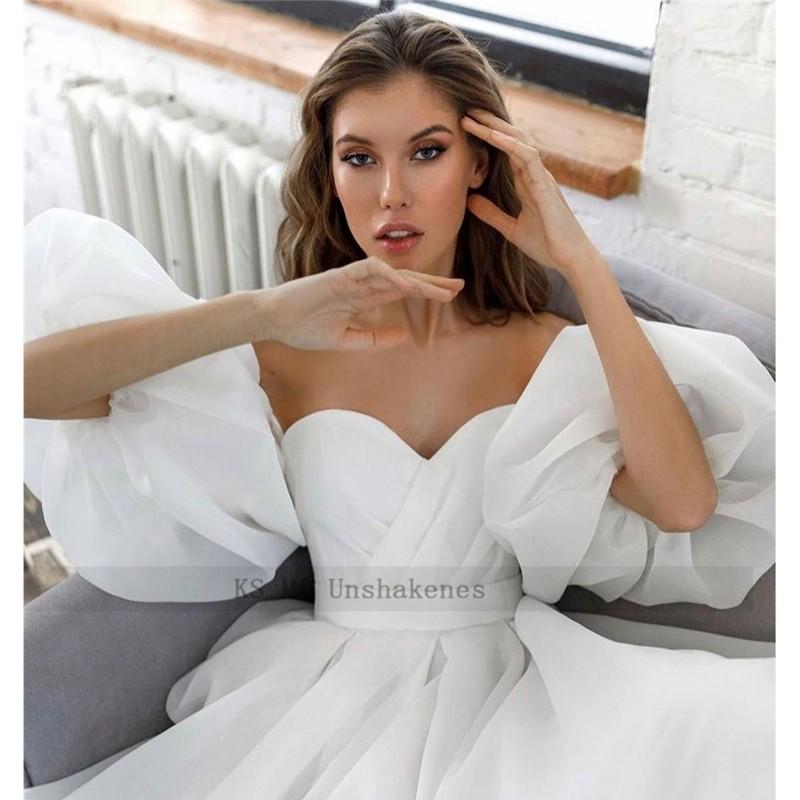 New wedding dress smudge chest Korean-style super-fairy thin word thin one-word shoulder-length wear out of the yarn system hot bar the same