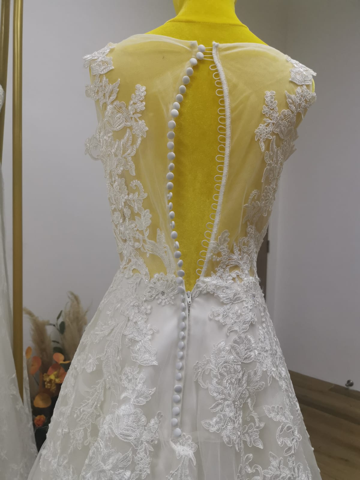 Wedding Bridal Gown R-0255