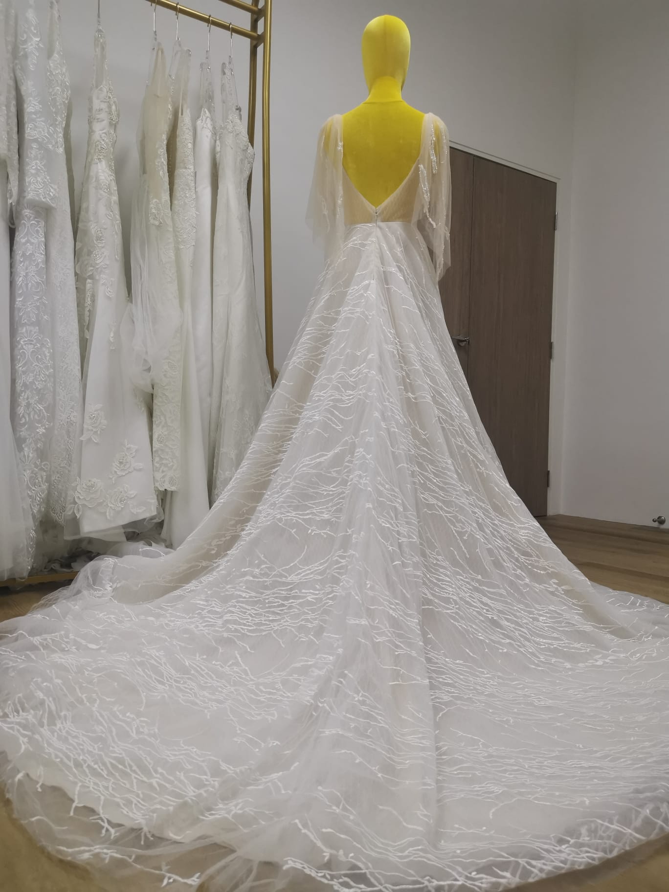 Wedding Bridal Gown R-0268