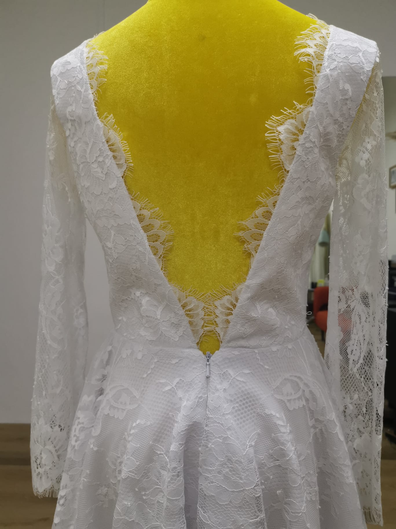 Wedding Bridal Gown R-0295