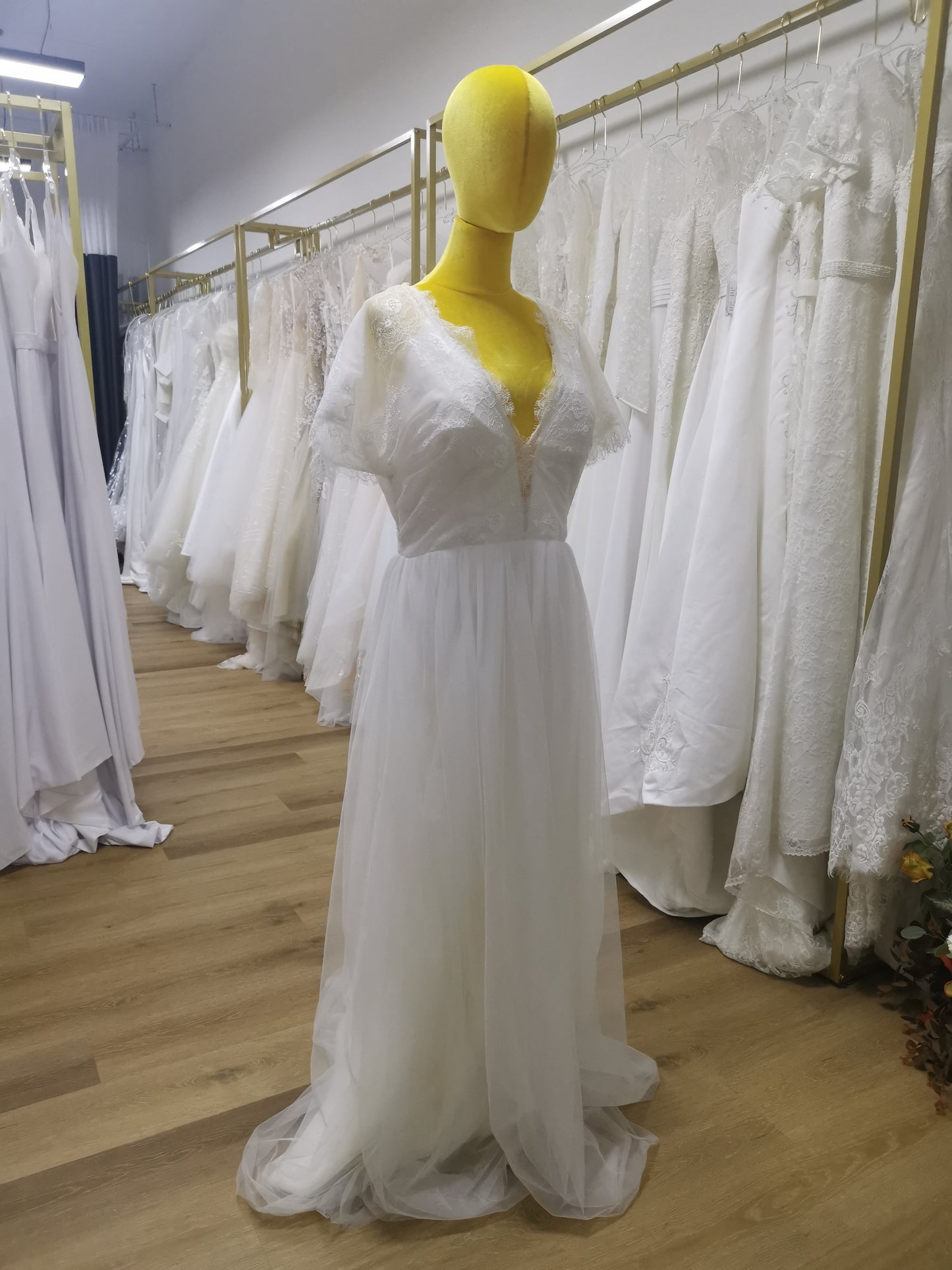 Wedding Bridal Gown R-0337