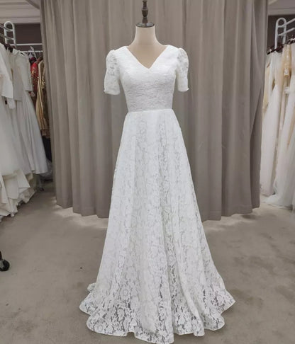 High Quality Special Design Short Sleeve Lace Ivory V-Neck A-Line Bridal Gown Wedding Dress