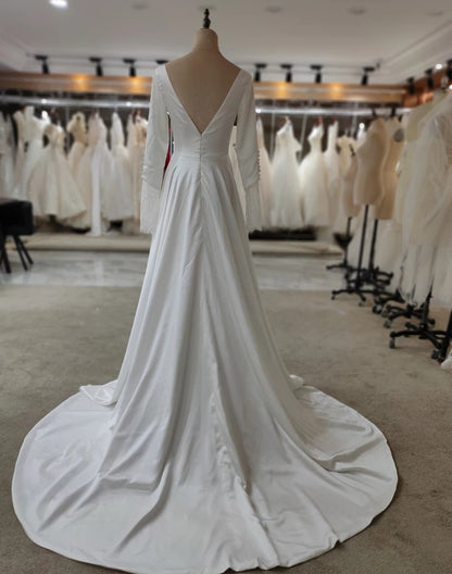 Special Design Long Sleeve Satin Backless Ivory O-Neck A-Line Bridal Gown Wedding Dress