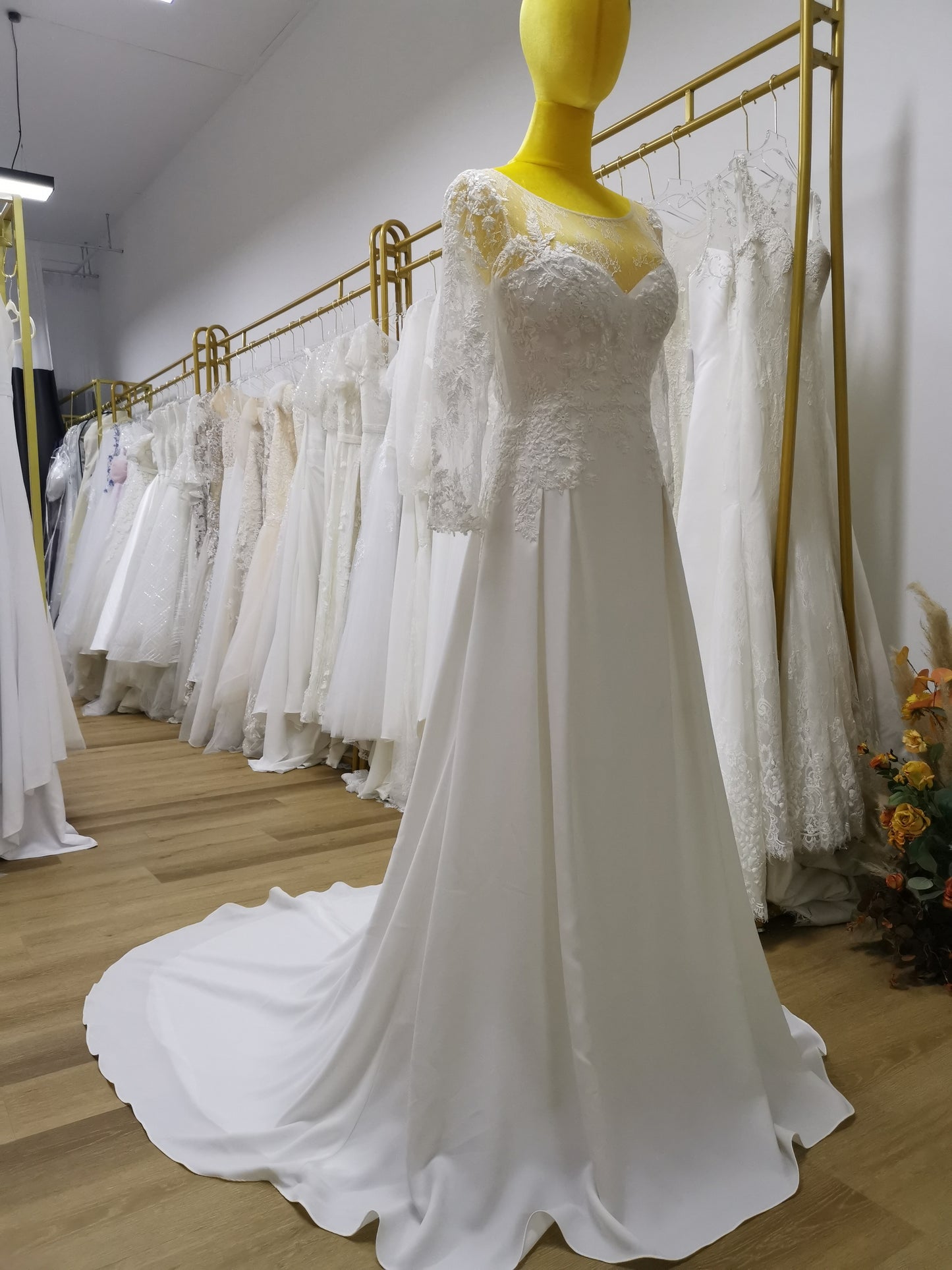 Wedding brida gown R-0017
