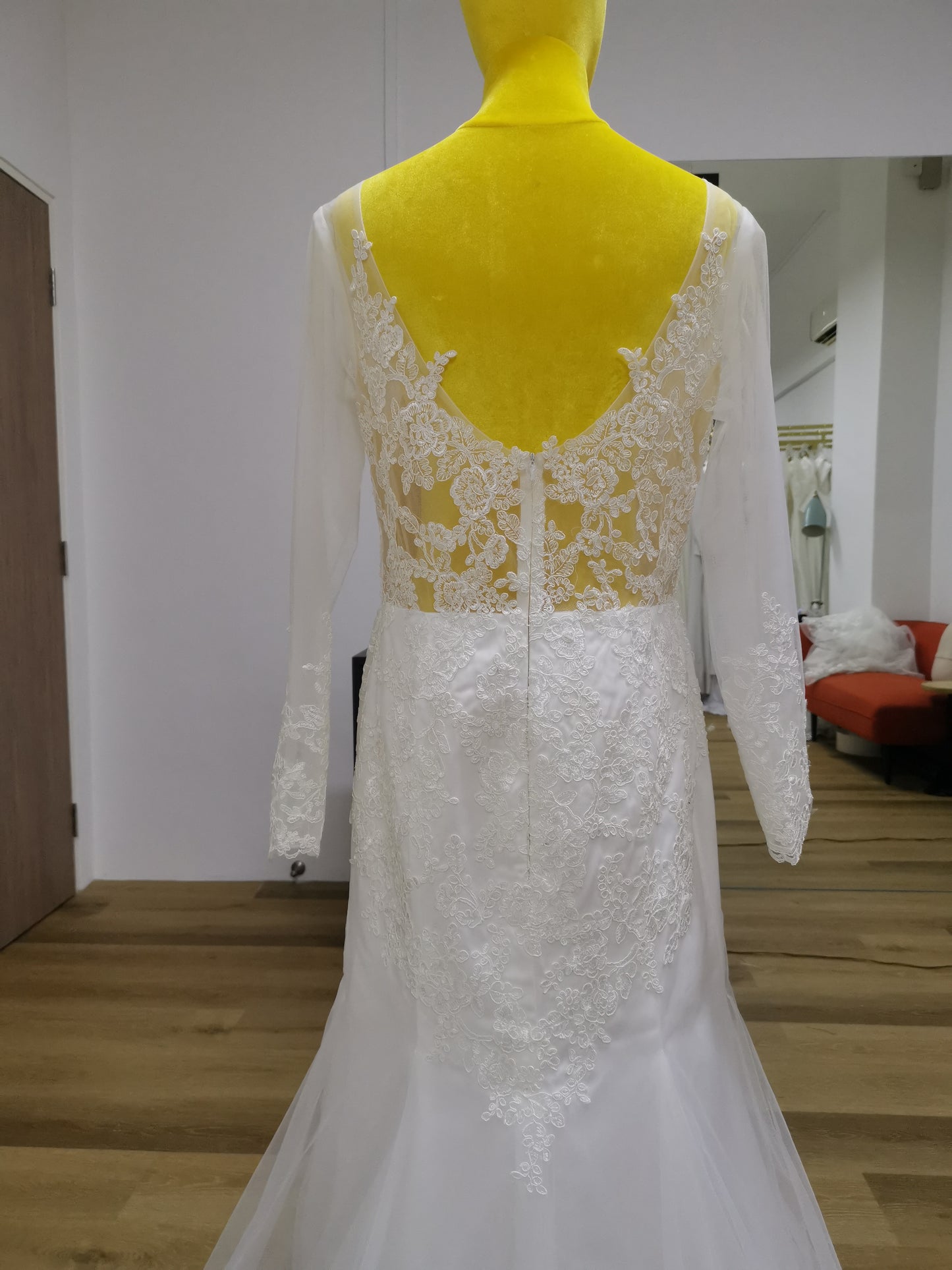 Wedding bridal gown R-0014