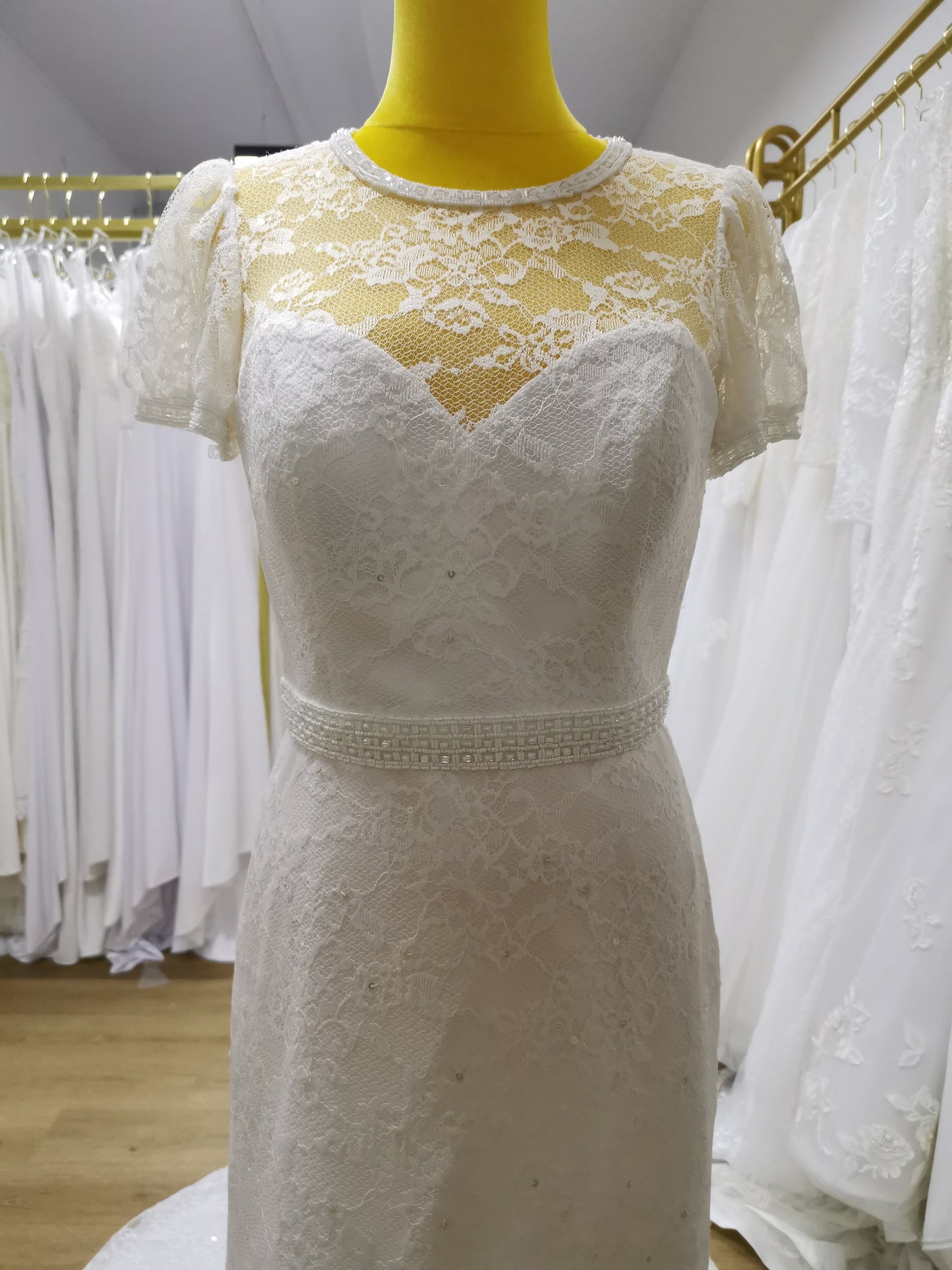 Wedding bridal gown R-0010