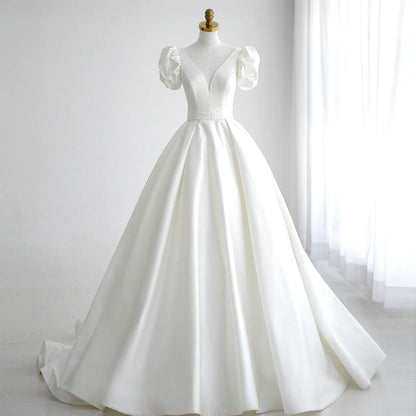 New design 2022 wedding gown, puffy sleeve i