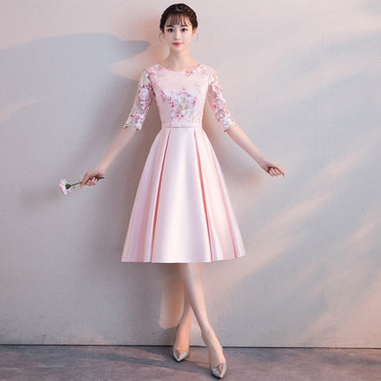 Young Lady Chinese Sexy Elegant Prom Dress Cheongsam Lace Flower Qipao Midi Half Sleeve Pink Round Neck Evening Party Gown