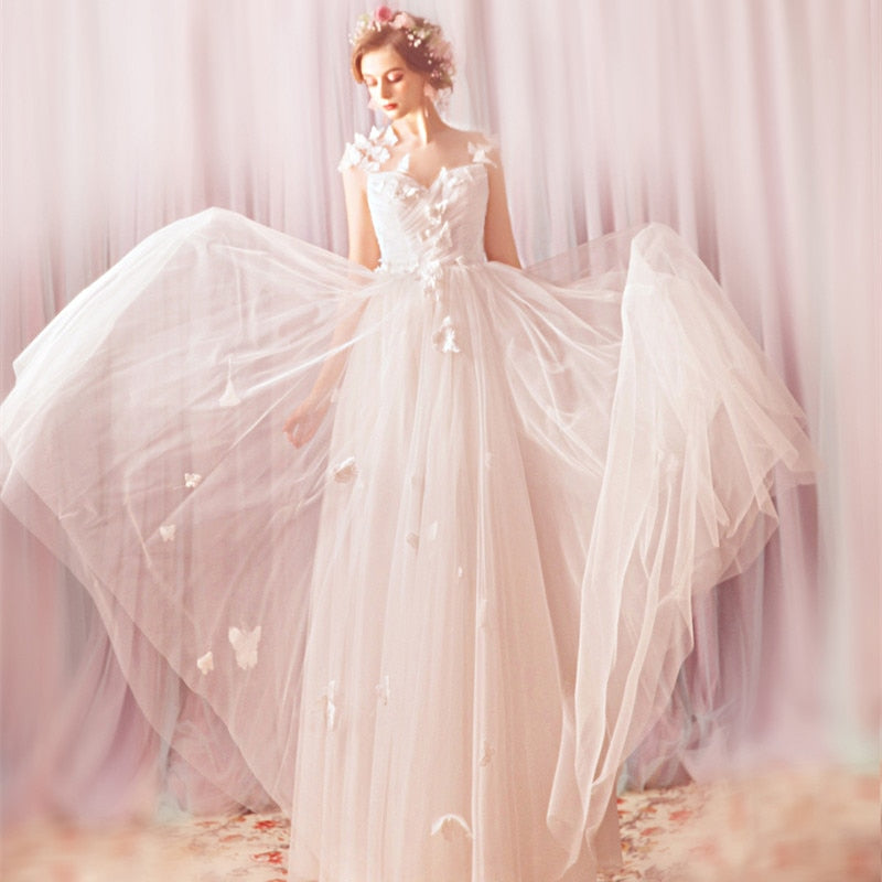 Vestido de Noiva Elegant Snow White Backless Wedding Dress Appliques Butterfly Embroidery Pleat Criss-cross Bride Dresses