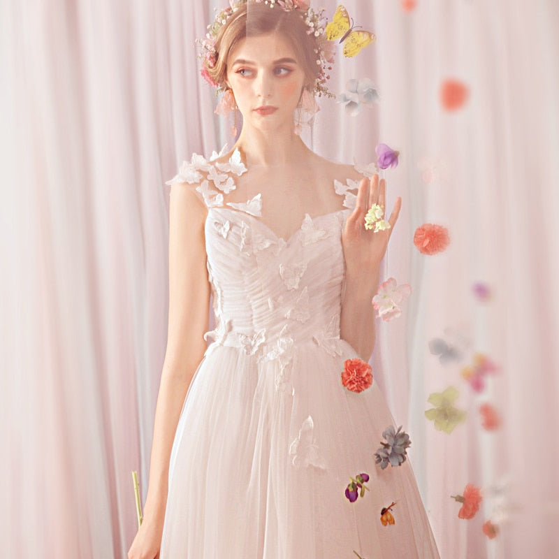 Vestido de Noiva Elegant Snow White Backless Wedding Dress Appliques Butterfly Embroidery Pleat Criss-cross Bride Dresses
