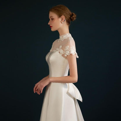 Satin main wedding dress 2022 new summer temperament high-level minimalist atmospheric French retro small drag-tail welcome small man