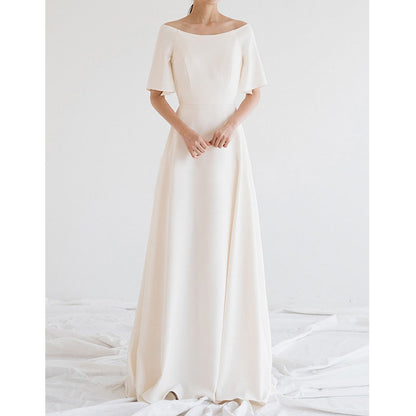 Autumn/Winter New Princess French light wedding bride wedding dress simple travel patting sen line a word shoulder out of the door yarn.