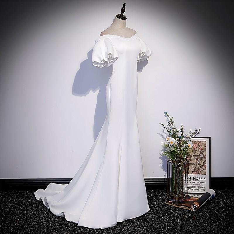 White Wedding Dress women's 2022 new fishtail high-end host dress long banquet elegant one-word shoulder